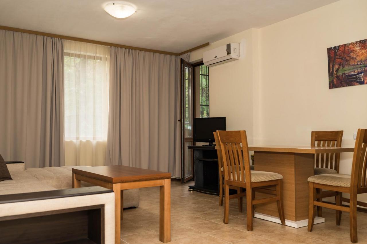Apart Hotel Sunny Victory Sunny Beach Esterno foto